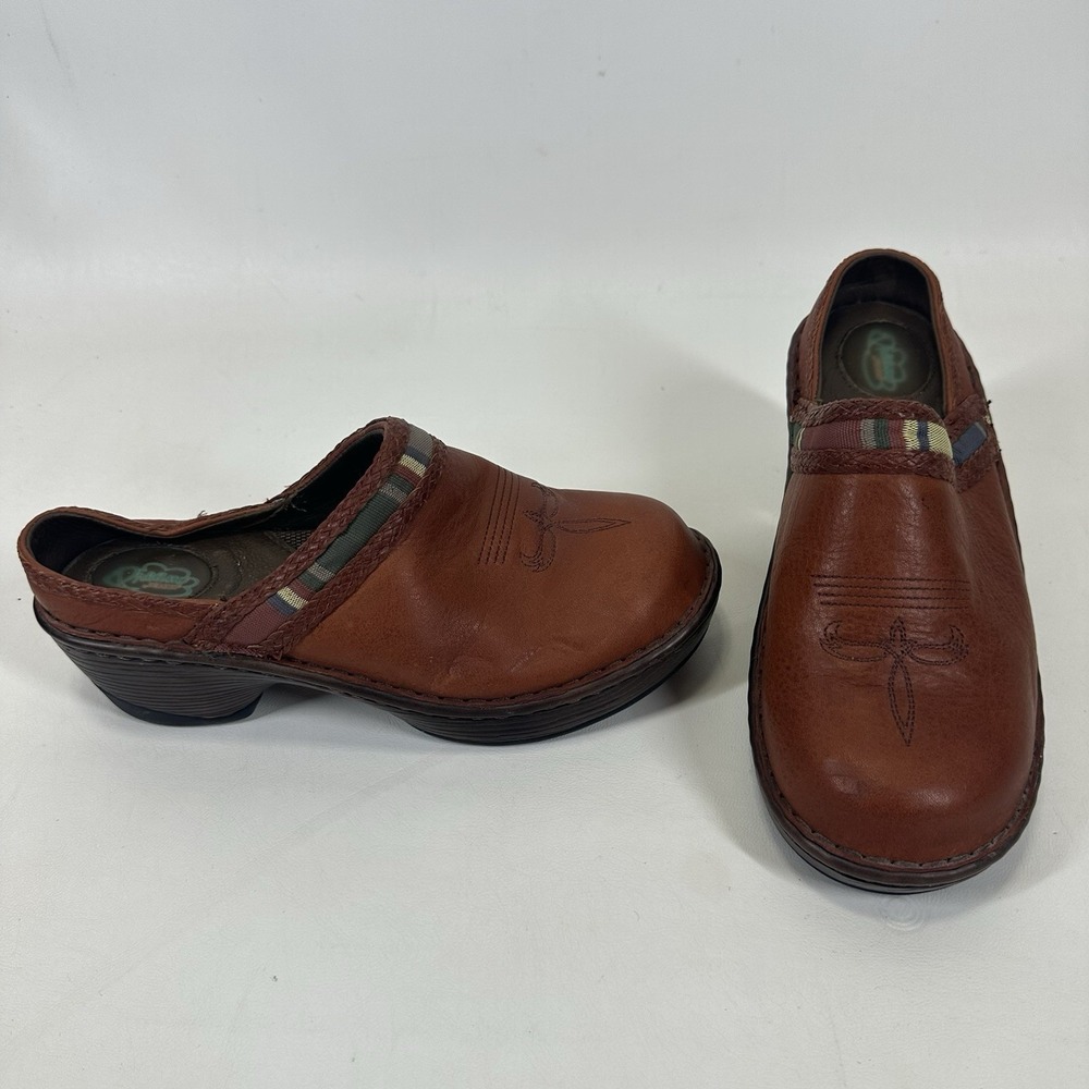 Dream‎ by Durango Clogs Women's Size 7.5 Southwest detail shoes